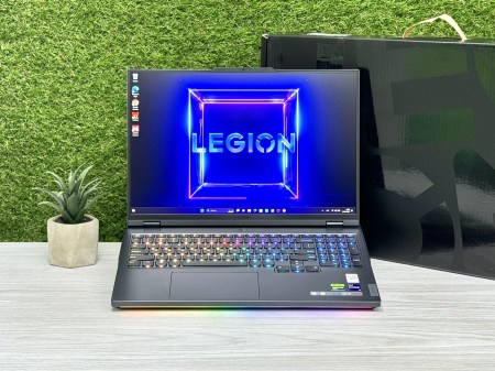 Lenovo Legion Pro 7 16irx8h